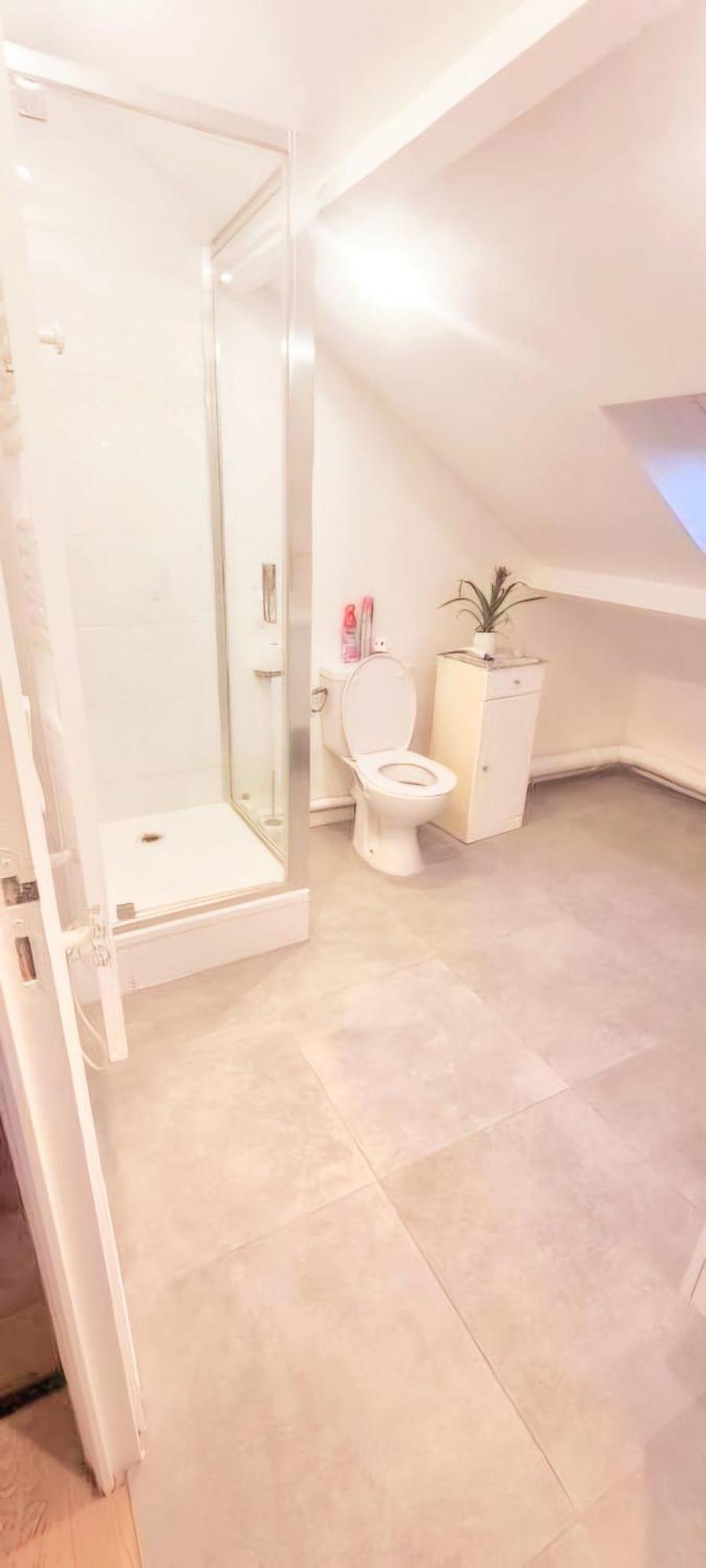 Apartment Pre De Paris